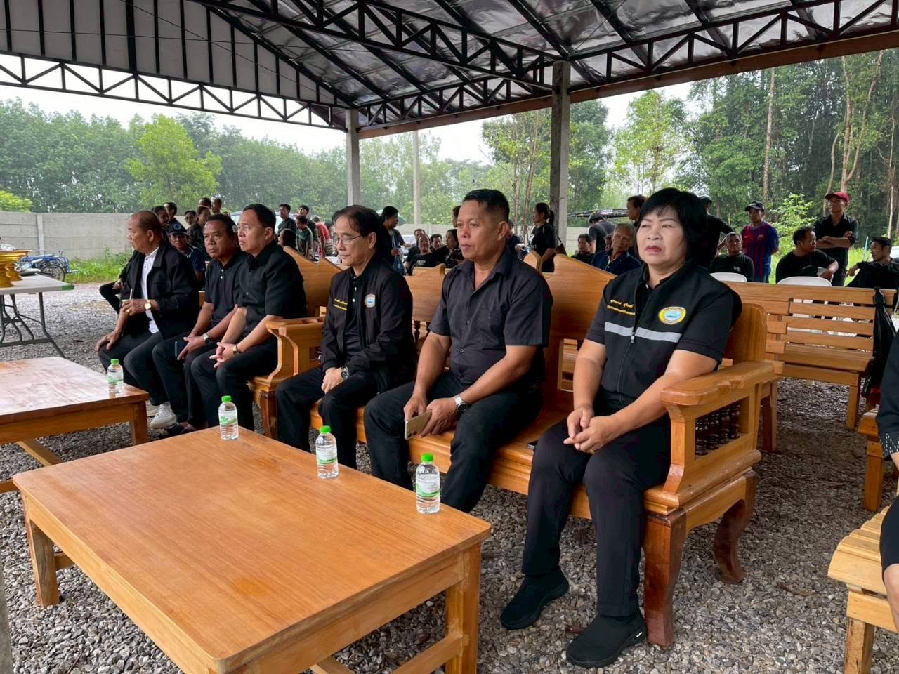 เทศบาลตำบลหนองญาติ ร่วมงานฌาปนกิจศพ