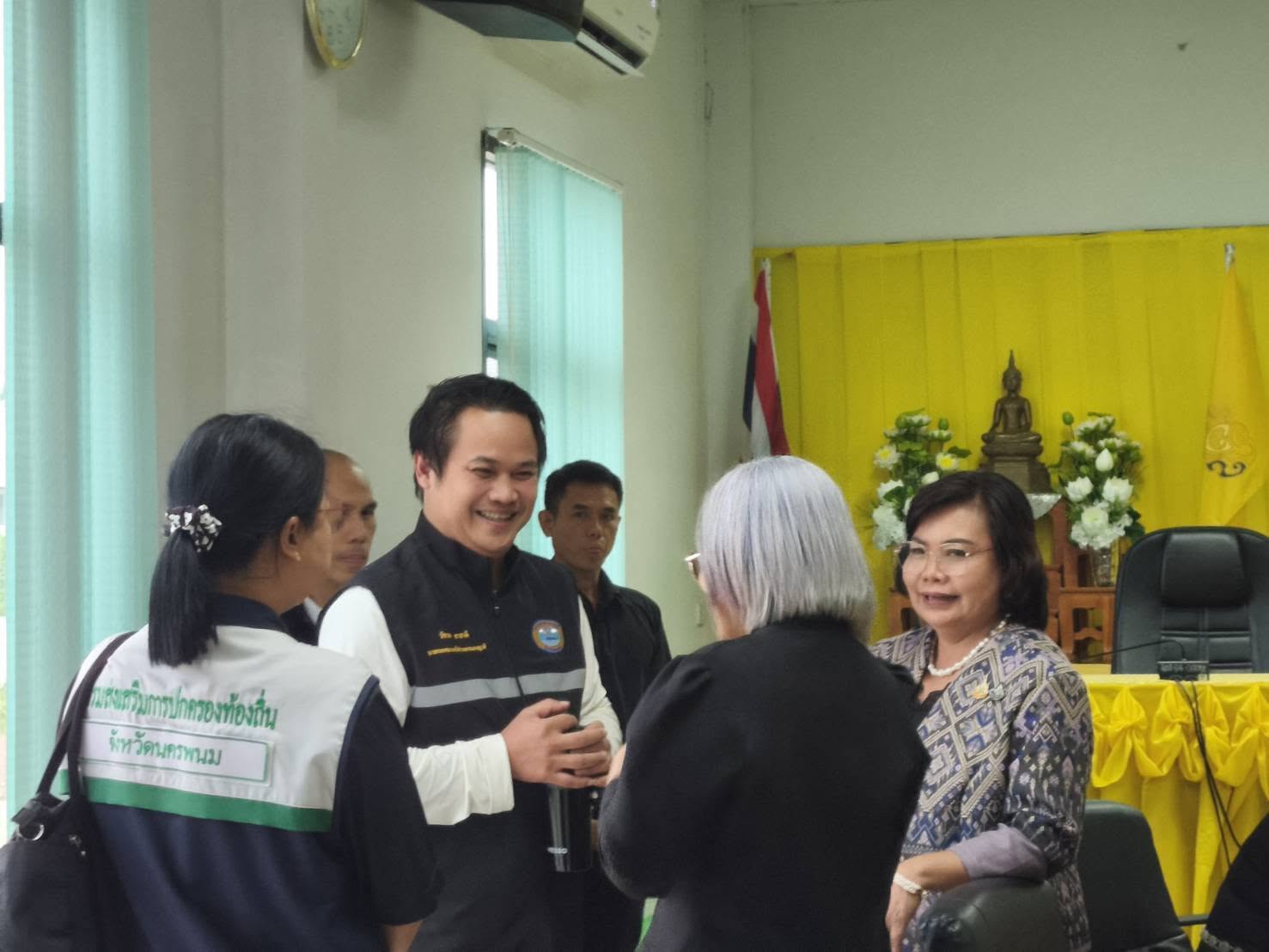 เทศบาลตำบลหนองญาติ ต้อนรับคณะทำงานผู้ตรวจราชการกรมส่งเสริมการปกครองท้องถิ่น เพื่อแนะนำการวางกรอบแนวทางในการทำงานสู่เมือง Smart City